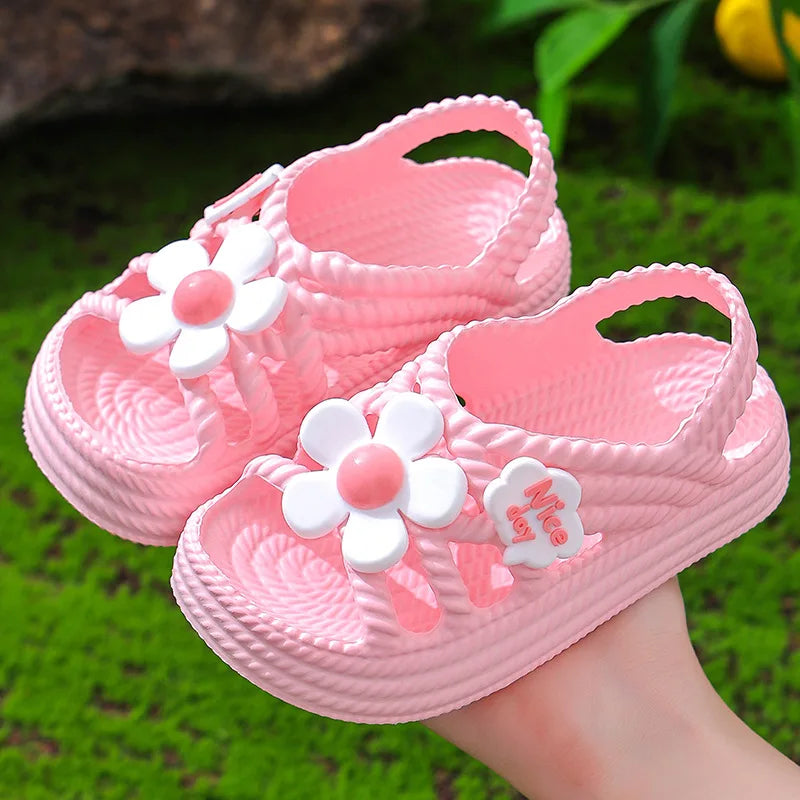 New Summer Aged 2-8 Children Slippers Flower Pattern Lithe Comfort Sandal For Girls Non-slip Seabeach Flip Flops Home Kids Shoes
