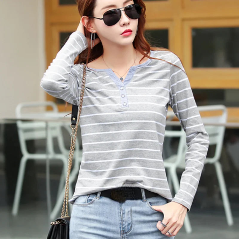 Cotton T-Shirt Women Long Sleeve Striped T Shirt Fashion 2025 Spring Autumn Female Clothes Top Tee Lady V-neck Tops 7215
