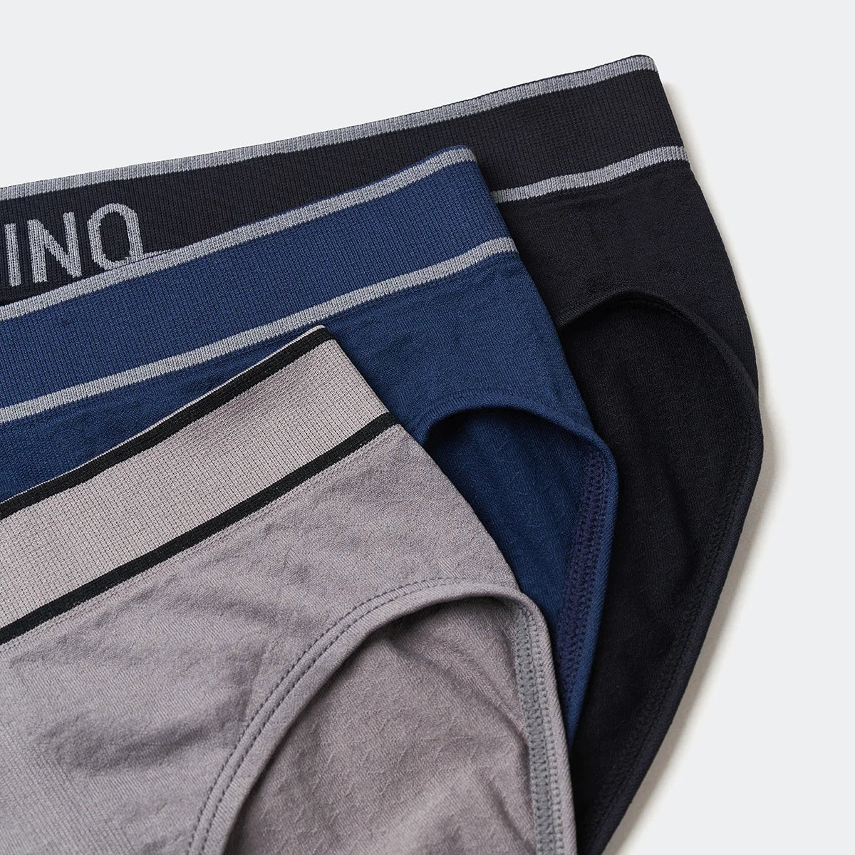 ARISTINO Men's Quality Seamless Briefs Breathable and Comfortable Men Underwear Hot Deal  SALE 50% OFF ABF08103