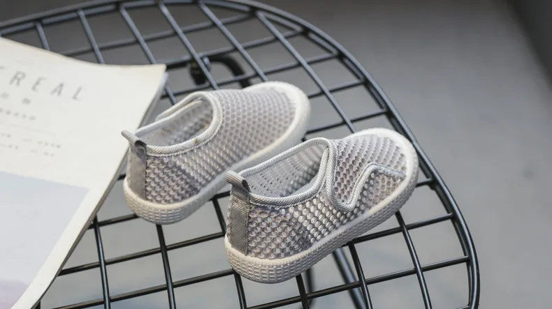 Kids Summer Shoes for Boys Girls Toddlers Children Casual Flats Air Mesh Net Breathable Hollow Cut-outs Sneakers Soft Fashion
