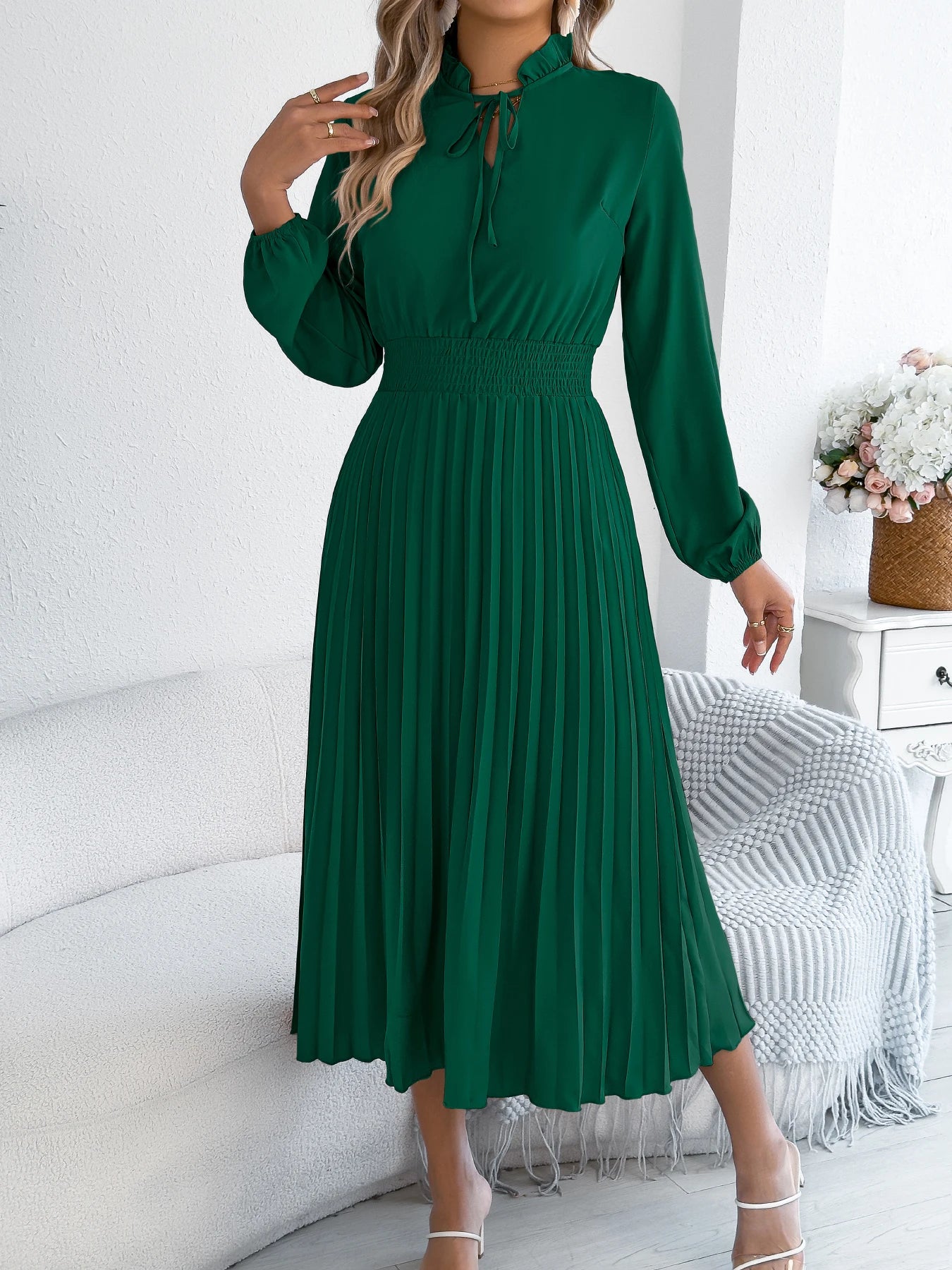 Elegant Dresses for Women 2025 Autumn Winter Casual Solid Color V Neck Lace Up Pleated Maxi Dress Red Khaki Green Woman Dresses