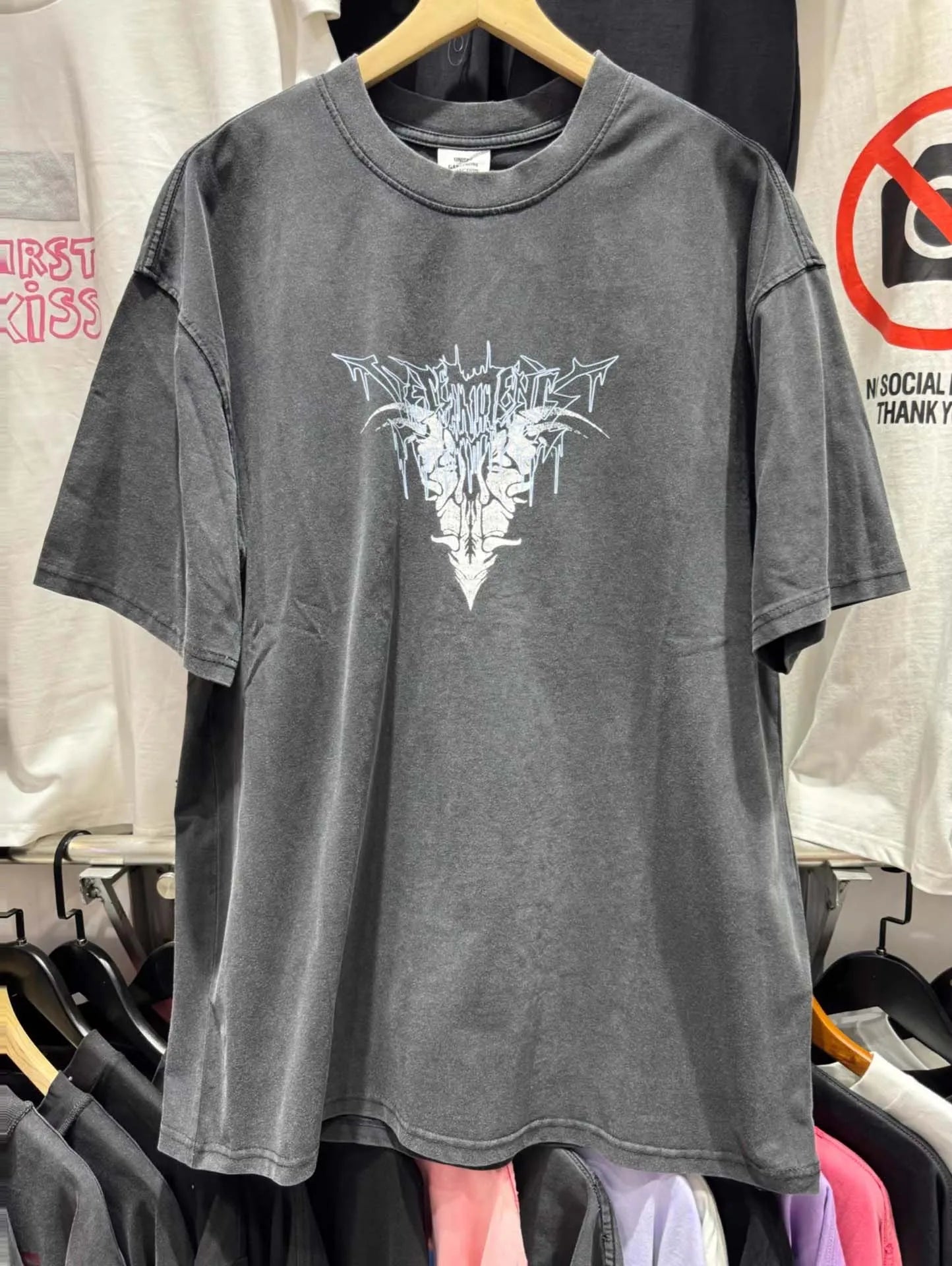 Top Version 1:1 VT Paris Very Expensive T-shirt Printed Women Men T shirts tees Hiphop Oversized HeavyCotton Men T-shirt