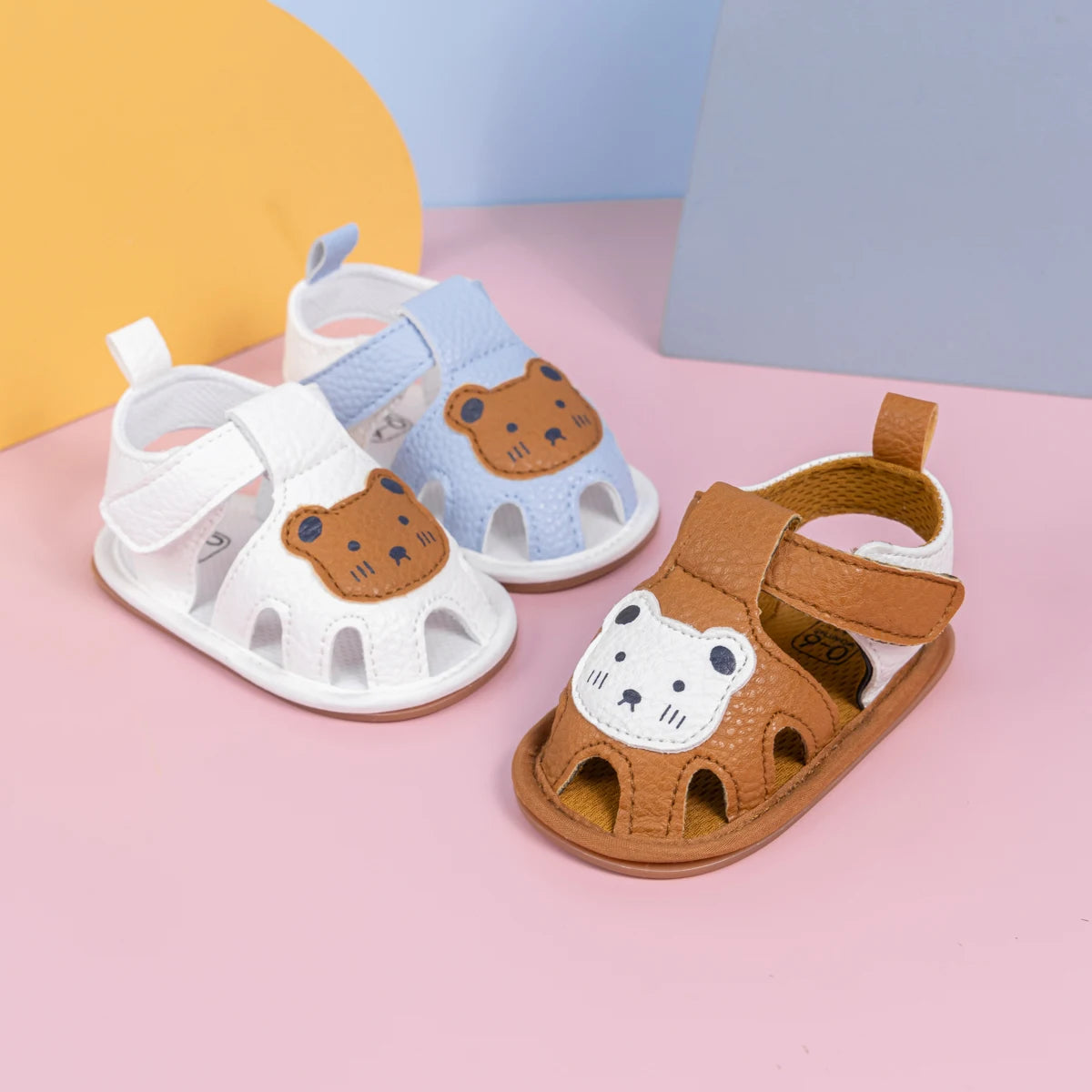 Summer Baby Toddler Shoes 0-18 Months Baby Soft Bottom Non-slip Head Wrapped Anti-collision Hundred Sandals Classic Bear Shoes