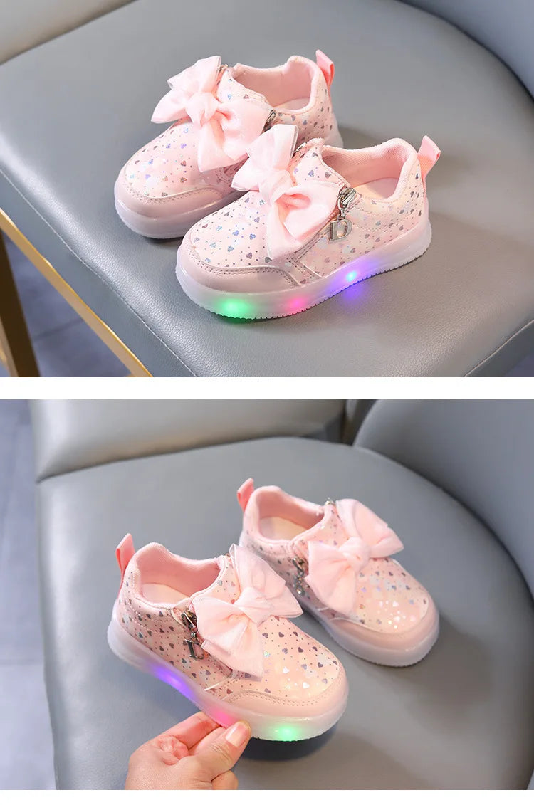 New Kids Shoes Autumn Retro Soft Girl Shoe Glowing Princess Delicate Child Shoes Casual Trend Versatile Designer Short Boot 2025