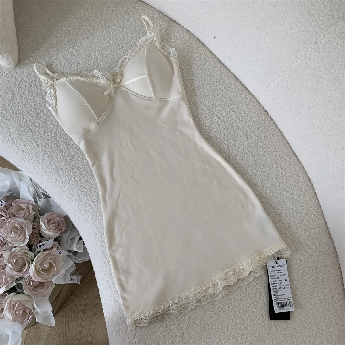 Sleeveless Dresses for Women Sexy Lace Hot Female Bodycon Dress Korean Fashion Mini Vestidos with Chest Pad Inner Wear Clubwear