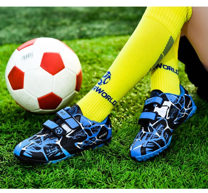 Kids Football Boots Child Soccer Shoe Anti Skid Boys Turf Cleats Hard Court Youth Training Trainers Children Futsal Sneakers