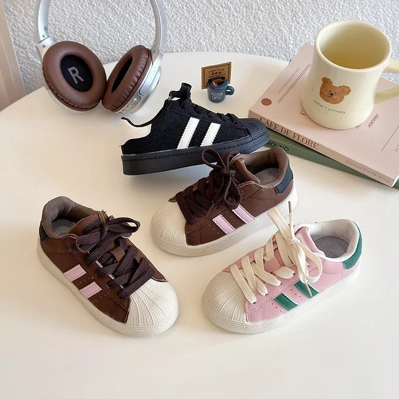 Kids Sports Shoes Non-slip Soft Sole 2025 New Boys Girls Casual Shoes Striped Trendy Students Skate Shoes Round Toes Hook&loop