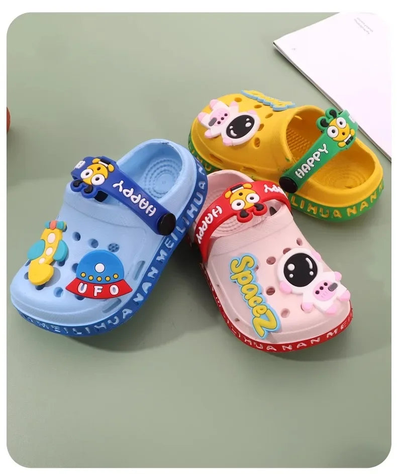 Kids' Sandals Baby & Toddler Slippers for Ages 1-5 Fashionable Breathable Waterproof Hole-Pattern Infant Clogs