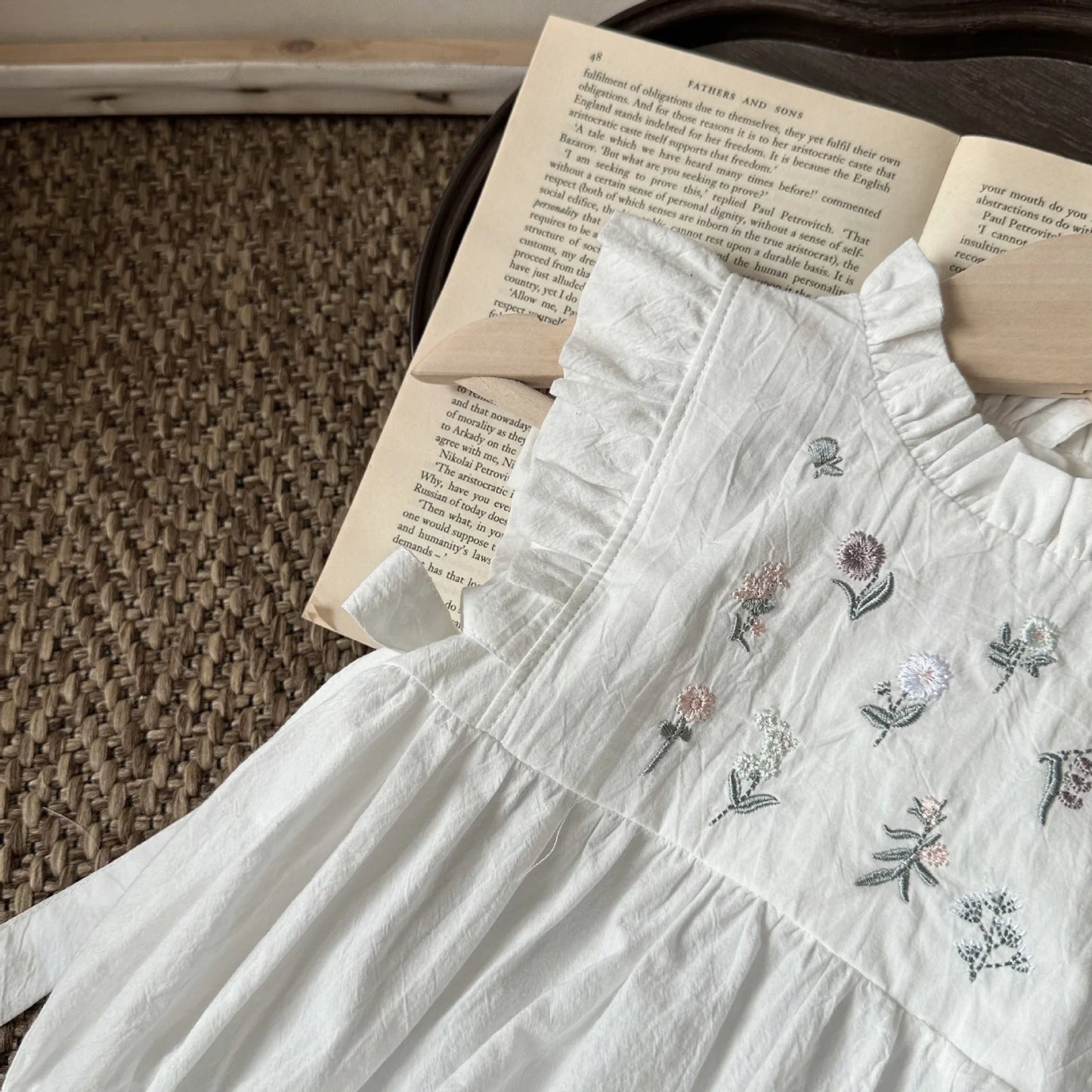 Baby Clothes Summer Cute Embroidery Floral Infant Girl Sleeveless Bodysuits Cotton Toddler Bow One Pieces Newborn Girl Clothes