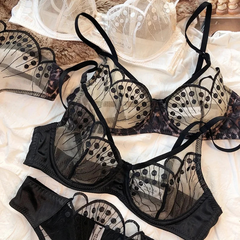 2 Pieces Women Bra and Panties Set Sexy Lace Embroidery Underwear French Ultra Thin Breathable Bras Summer Intimates Lingerie