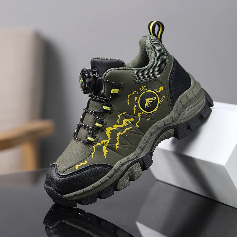 New Autumn Winter Hiking Shoes for Kids Non-Slip Outdoor Shoes Children Warm Mountaineering Trekking Climbing Sports Shoes Boys