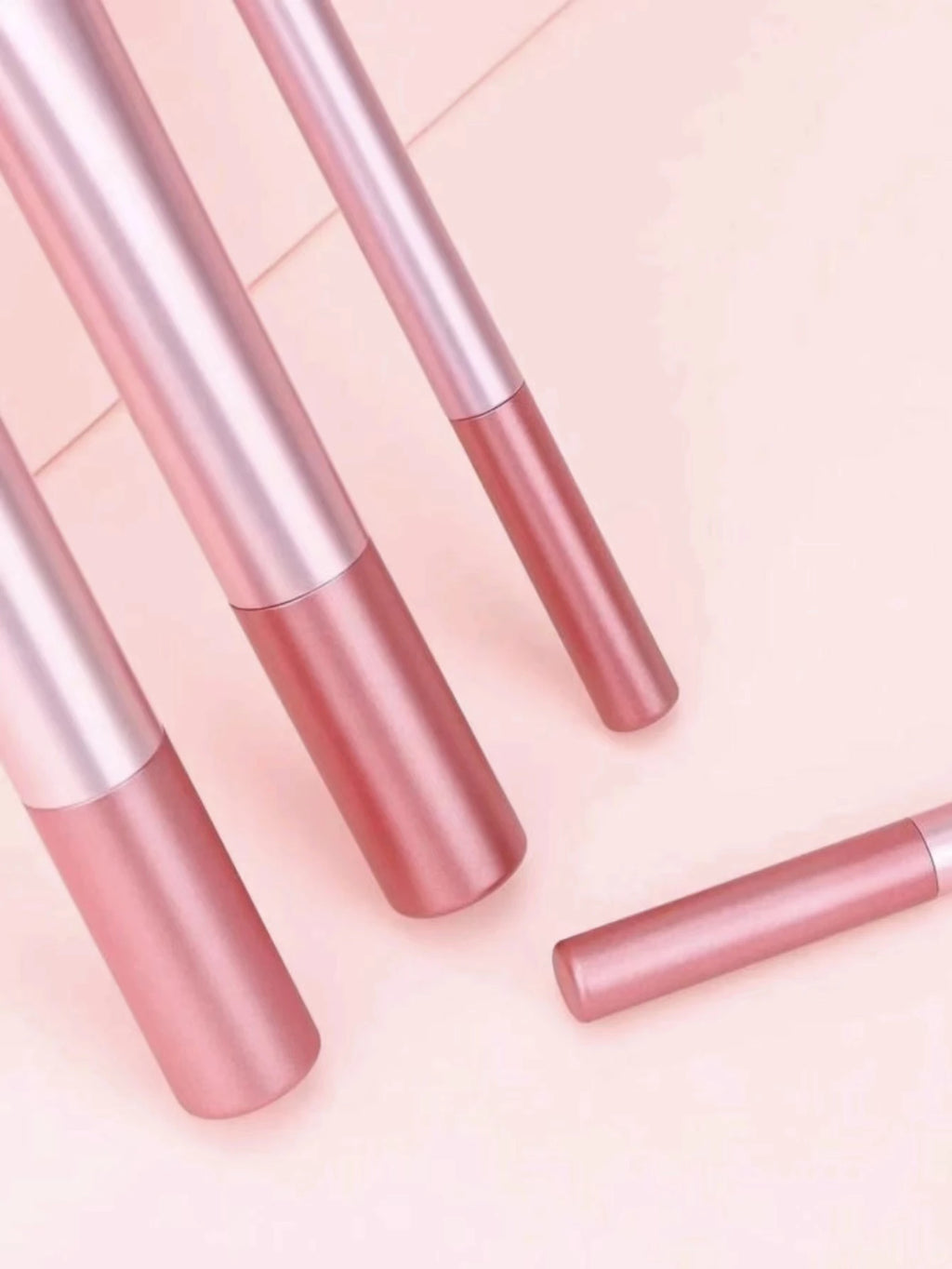 4 Long tube Makeup Brushes