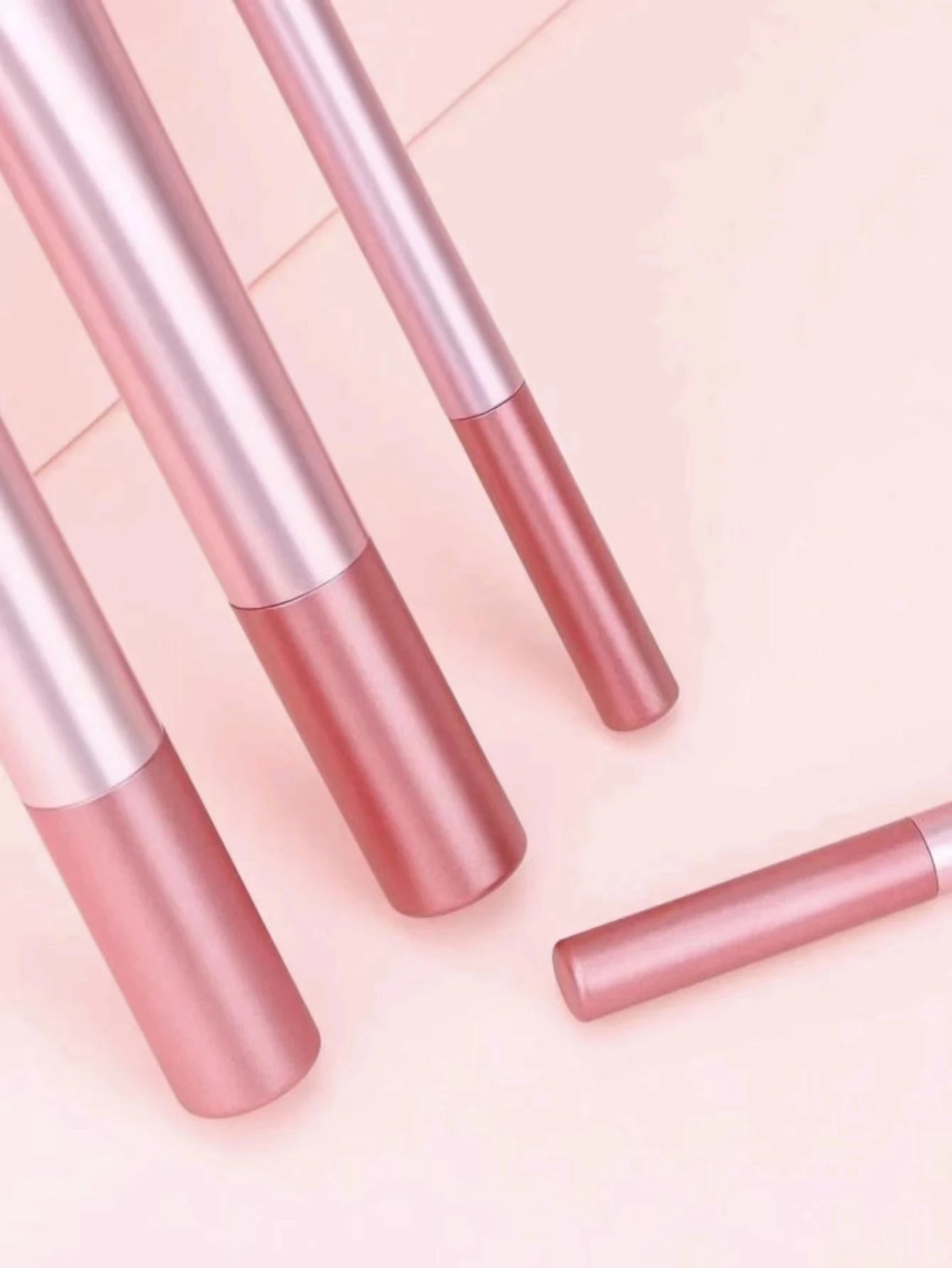 4 Long tube Makeup Brushes