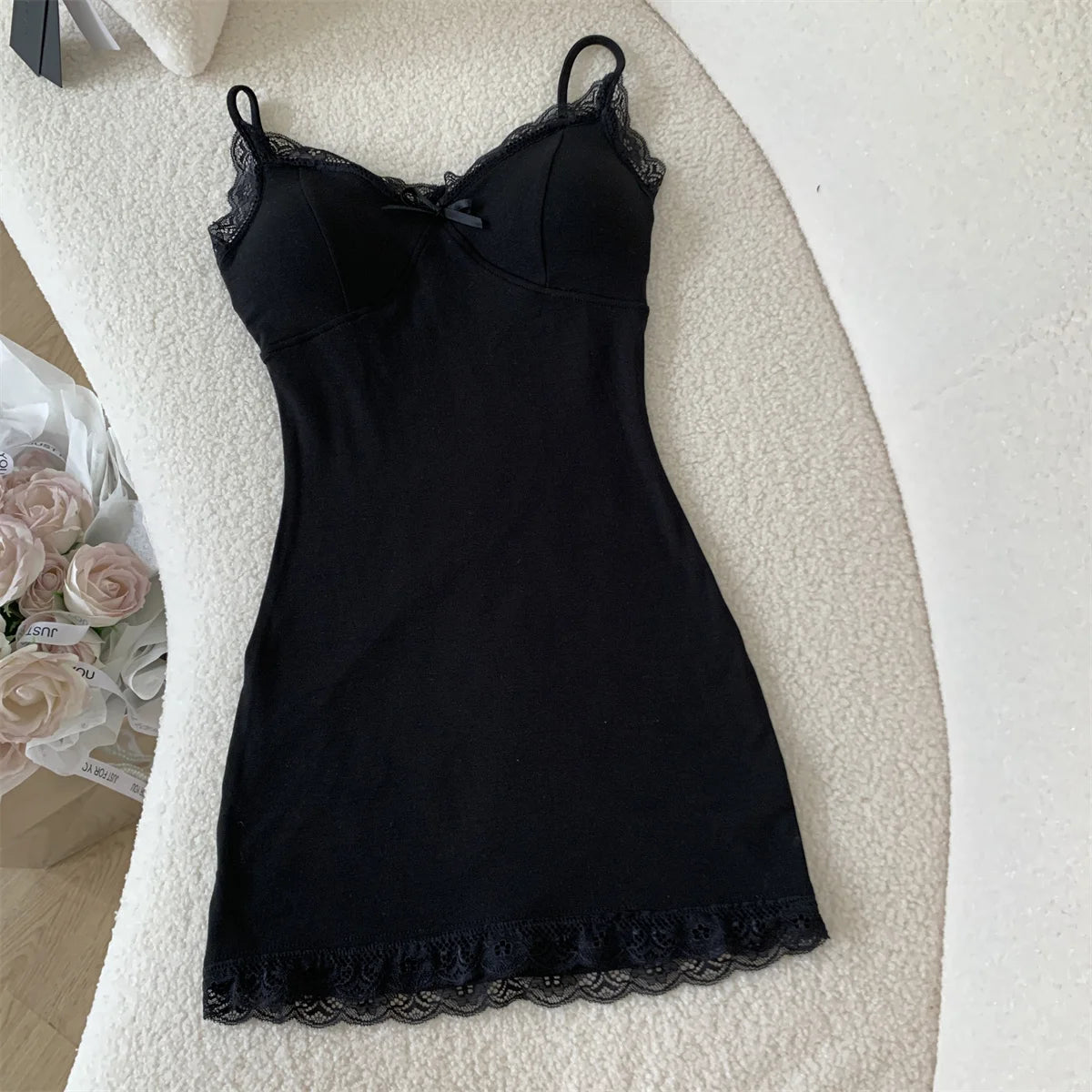 Sleeveless Dresses for Women Sexy Lace Hot Female Bodycon Dress Korean Fashion Mini Vestidos with Chest Pad Inner Wear Clubwear