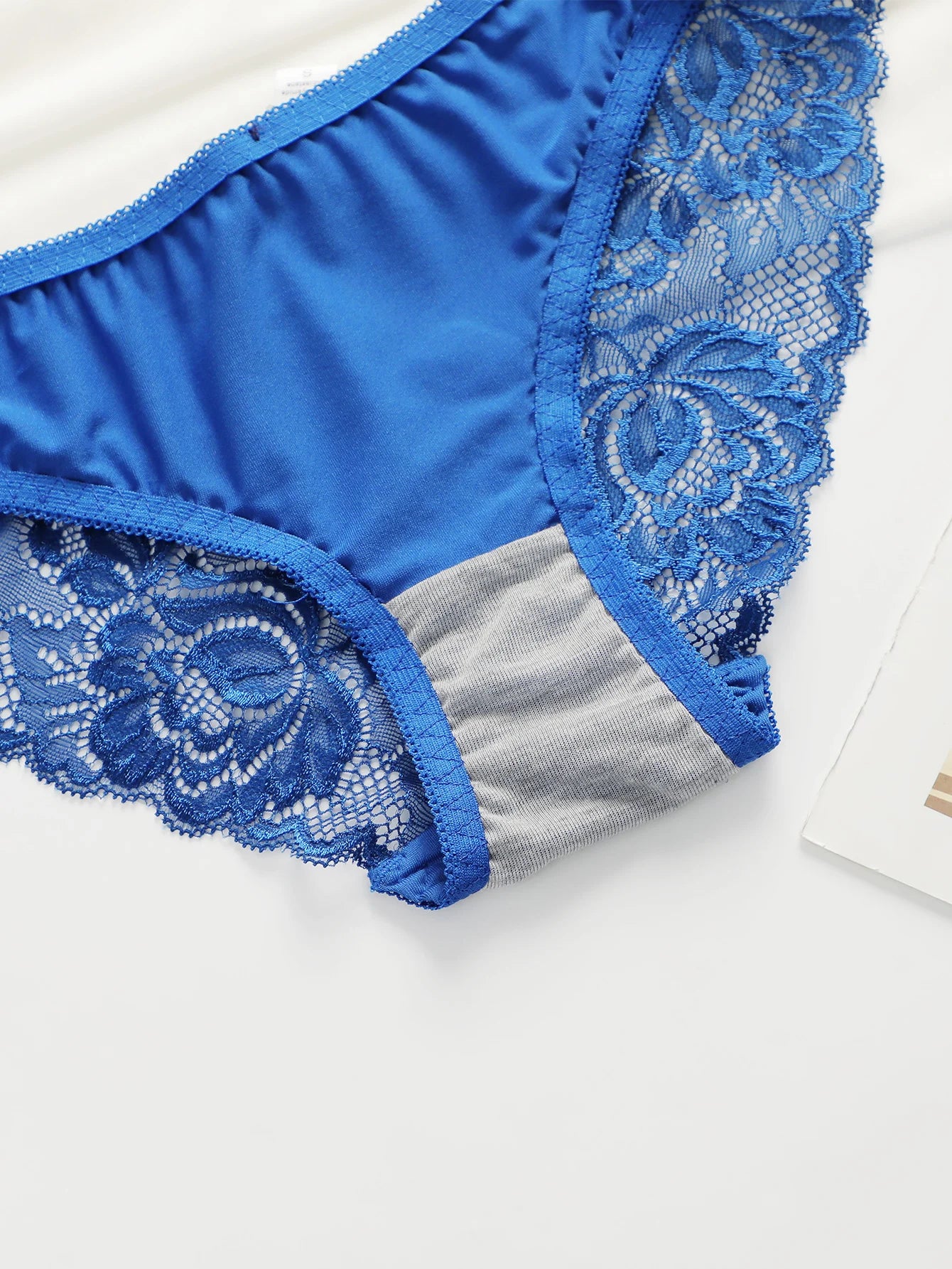 Women's Bras Set Sexy Beauty Back Tops Lace Push Up Bra and Panty Sets Underwire Lingerie Set Solid Padded Intimates Underwear