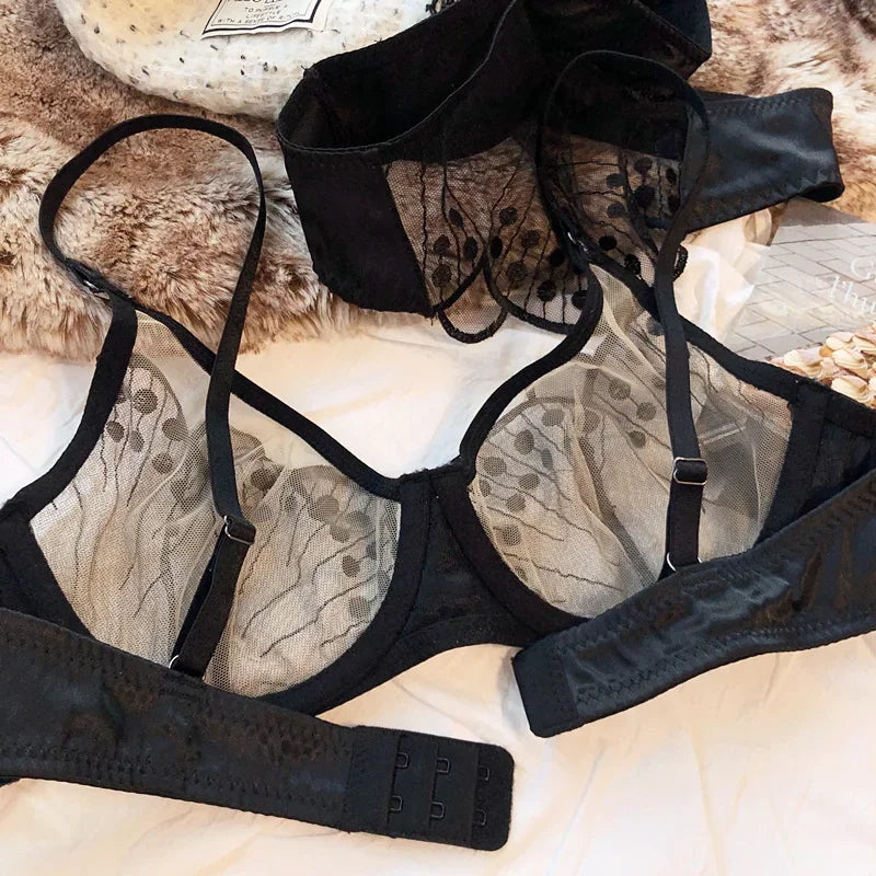 2 Pieces Women Bra and Panties Set Sexy Lace Embroidery Underwear French Ultra Thin Breathable Bras Summer Intimates Lingerie