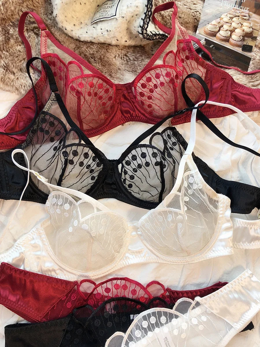 2 Pieces Women Bra and Panties Set Sexy Lace Embroidery Underwear French Ultra Thin Breathable Bras Summer Intimates Lingerie