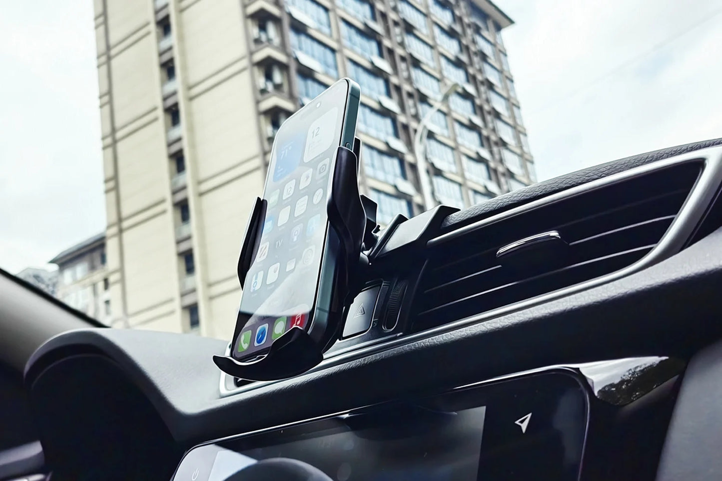 Car Phone Holder For Honda Accord MK10 MK10.5 2018 2019 2020-2022 Mobile Phone Mounts Car Wireless Charging Special Fixed Base