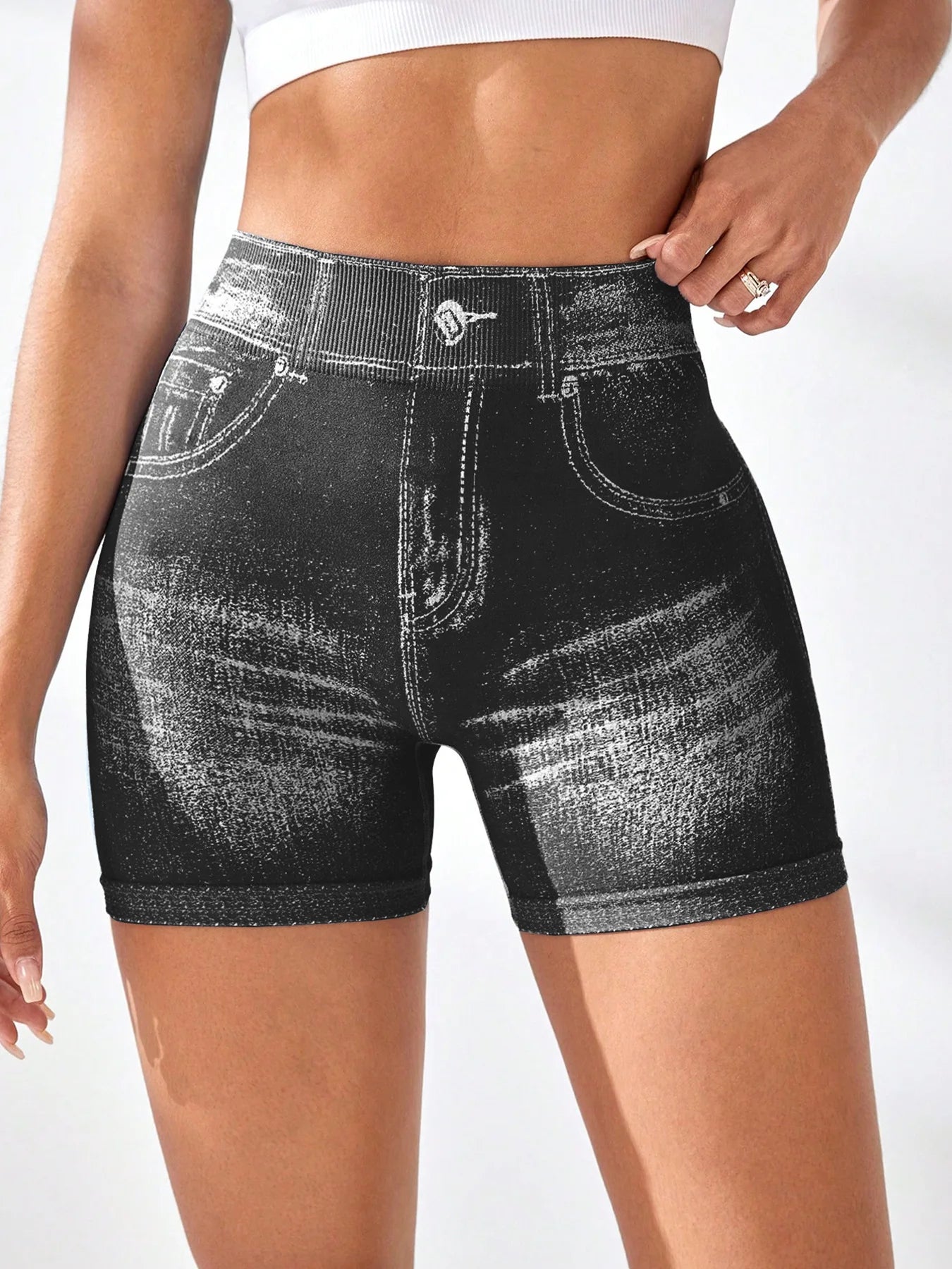 Women V back Shorts Faux Jeans Elastic Workout Sports Yoga Pants Butt Lifting Leggins Fitness Athletic Short Tights Seamless