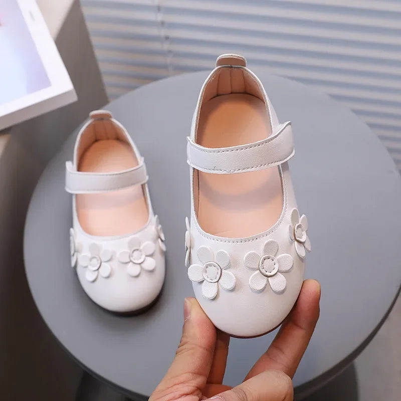 Kids Black Shoes Soild Color Casual Girls Flat Shoes Versatile Sweet Flowers 2025 Autumn New Children Princess Shoes Performance