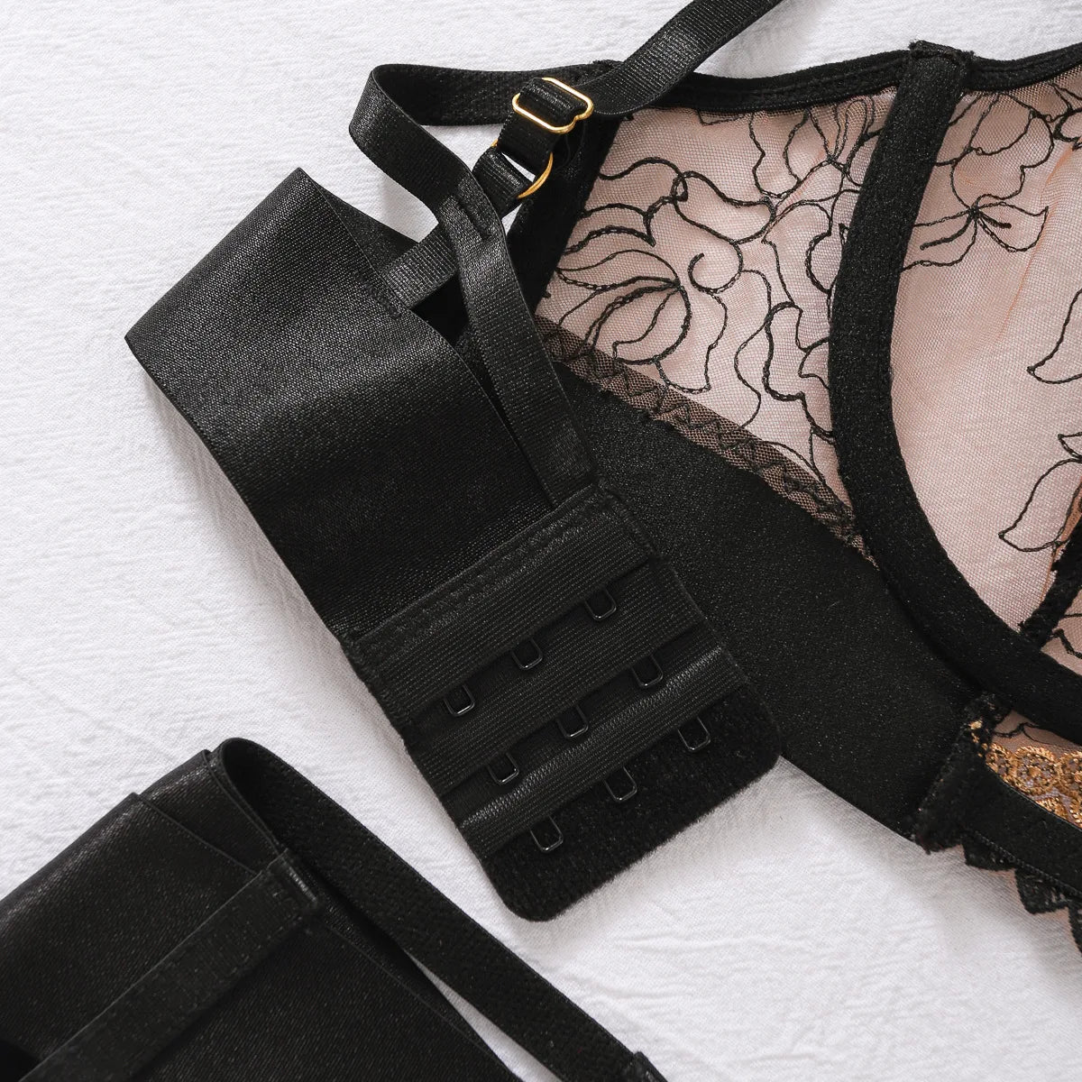 Women's Underwear Brazil Erotic Sexy Embroidery Bra And Panty Set Summer Luxury Lingerie Fancy Comfortable Underwear 5-piece Set