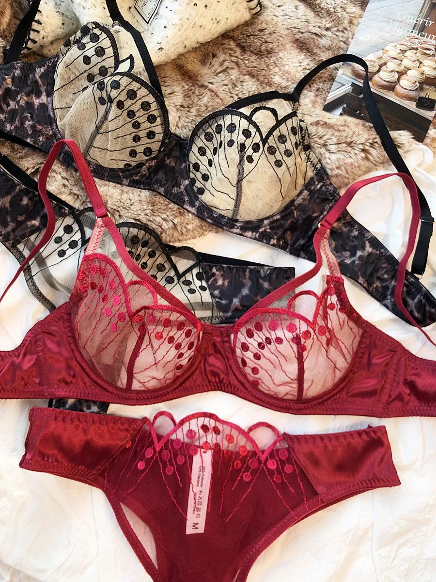 2 Pieces Women Bra and Panties Set Sexy Lace Embroidery Underwear French Ultra Thin Breathable Bras Summer Intimates Lingerie