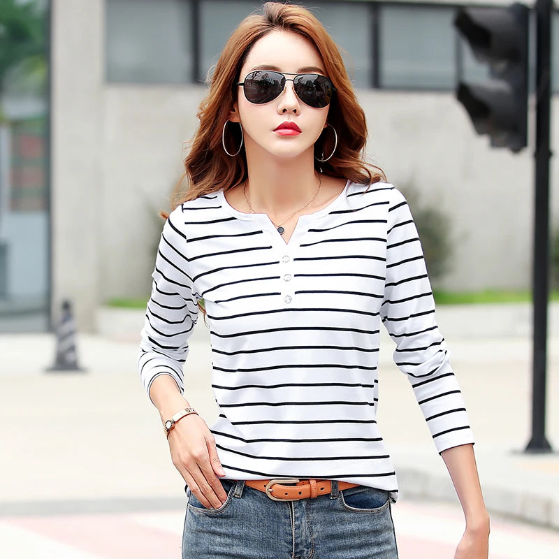Cotton T-Shirt Women Long Sleeve Striped T Shirt Fashion 2025 Spring Autumn Female Clothes Top Tee Lady V-neck Tops 7215