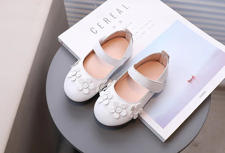 Kids Black Shoes Soild Color Casual Girls Flat Shoes Versatile Sweet Flowers 2025 Autumn New Children Princess Shoes Performance