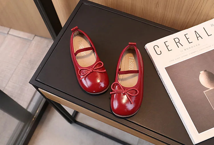 2025 New Kids Shoes Childrens Bowknot Princess Shoes Girls Flat Leather Shoes Gold Silver Red Spring Autumn For 3-10T