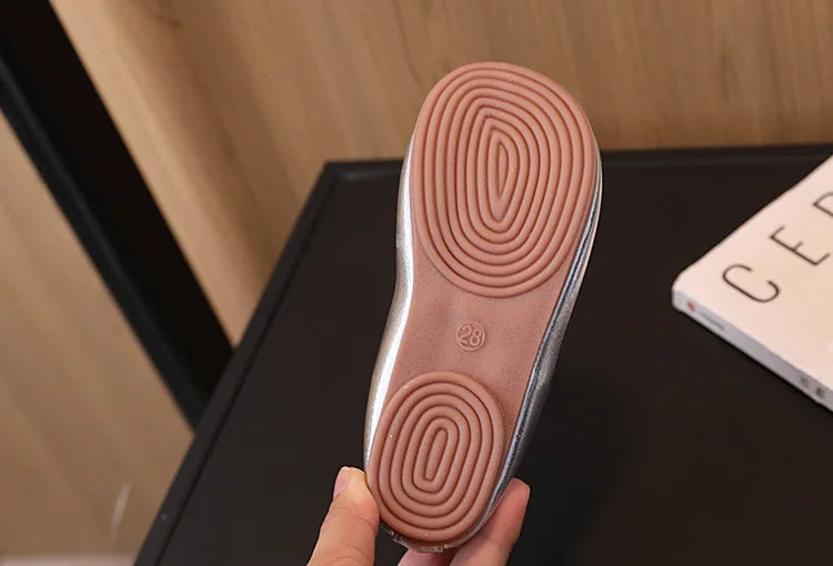 2025 New Kids Shoes Childrens Bowknot Princess Shoes Girls Flat Leather Shoes Gold Silver Red Spring Autumn For 3-10T