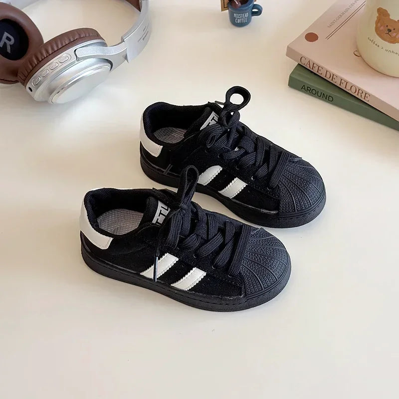 Kids Sports Shoes Non-slip Soft Sole 2025 New Boys Girls Casual Shoes Striped Trendy Students Skate Shoes Round Toes Hook&loop