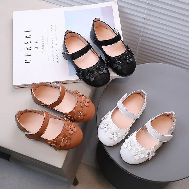 Kids Black Shoes Soild Color Casual Girls Flat Shoes Versatile Sweet Flowers 2025 Autumn New Children Princess Shoes Performance