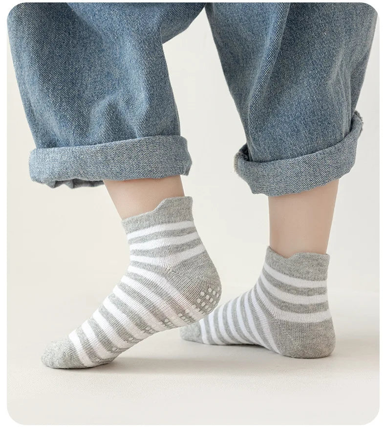 6 Pairs 0-5 Years Old Non-Slip Kids Socks with Grip Little Girls Boys Ankle Socks Infants Toddlers Children Floor Socks