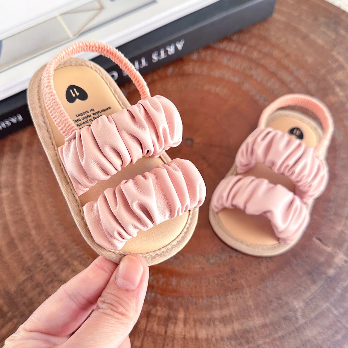 Baby Boys Girls Sandals Soft Sole Summer Infant Wedding Dress Flat Shoes Beach Sandal Newborn Crib Shoes First Walkers