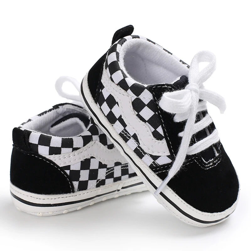 0-18M Newborn Baby Shoes for Boys First Walker Classic Canvas Casual Sports Shoes Soft Sole Comfortable Walking Shoes
