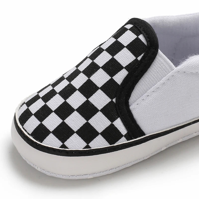 0-18M Newborn Baby Shoes for Boys First Walker Classic Canvas Casual Sports Shoes Soft Sole Comfortable Walking Shoes