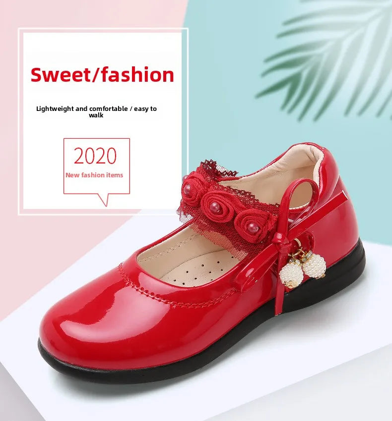 Kids Black Performance Shoes Soft Sole for Students Flat Shoes Casual Versatile 2025 New Kids Princess Shoes with Sweet Pendant