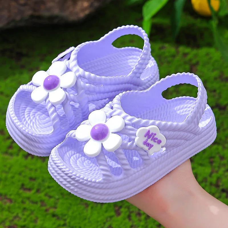 New Summer Aged 2-8 Children Slippers Flower Pattern Lithe Comfort Sandal For Girls Non-slip Seabeach Flip Flops Home Kids Shoes