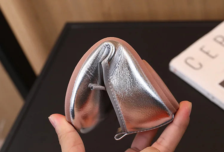 2025 New Kids Shoes Childrens Bowknot Princess Shoes Girls Flat Leather Shoes Gold Silver Red Spring Autumn For 3-10T