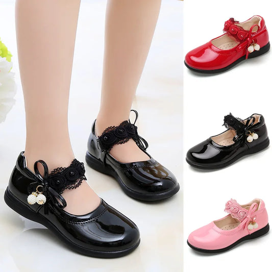 Kids Black Performance Shoes Soft Sole for Students Flat Shoes Casual Versatile 2025 New Kids Princess Shoes with Sweet Pendant