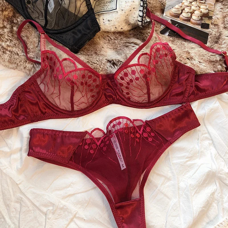 2 Pieces Women Bra and Panties Set Sexy Lace Embroidery Underwear French Ultra Thin Breathable Bras Summer Intimates Lingerie