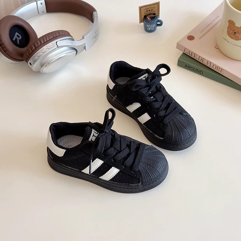 Kids Sports Shoes Non-slip Soft Sole 2025 New Boys Girls Casual Shoes Striped Trendy Students Skate Shoes Round Toes Hook&loop