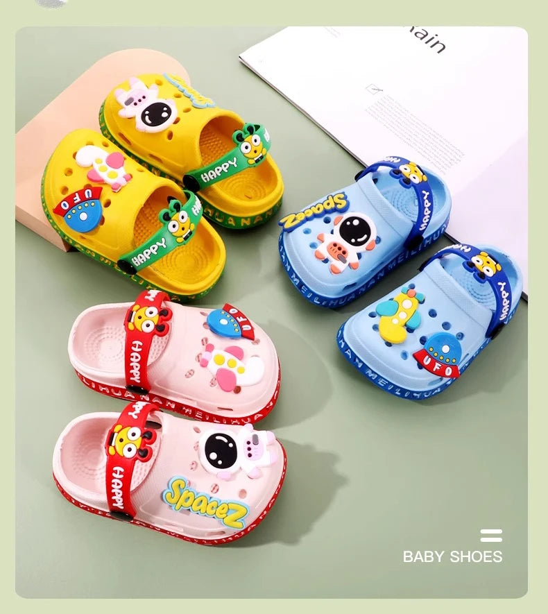 Kids' Sandals Baby & Toddler Slippers for Ages 1-5 Fashionable Breathable Waterproof Hole-Pattern Infant Clogs