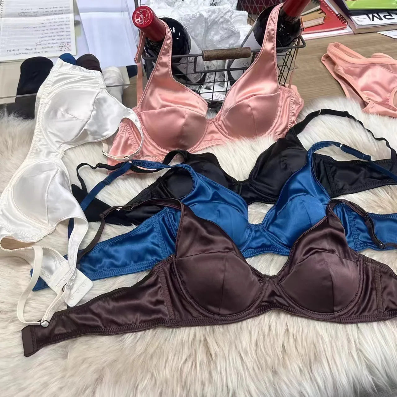 Women Casual Daily Bra Set Thin Elegant Lingerie Set Ladies Underwear Plain Bra and Panty Set