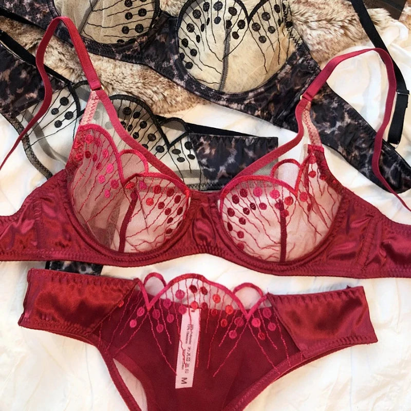 2 Pieces Women Bra and Panties Set Sexy Lace Embroidery Underwear French Ultra Thin Breathable Bras Summer Intimates Lingerie