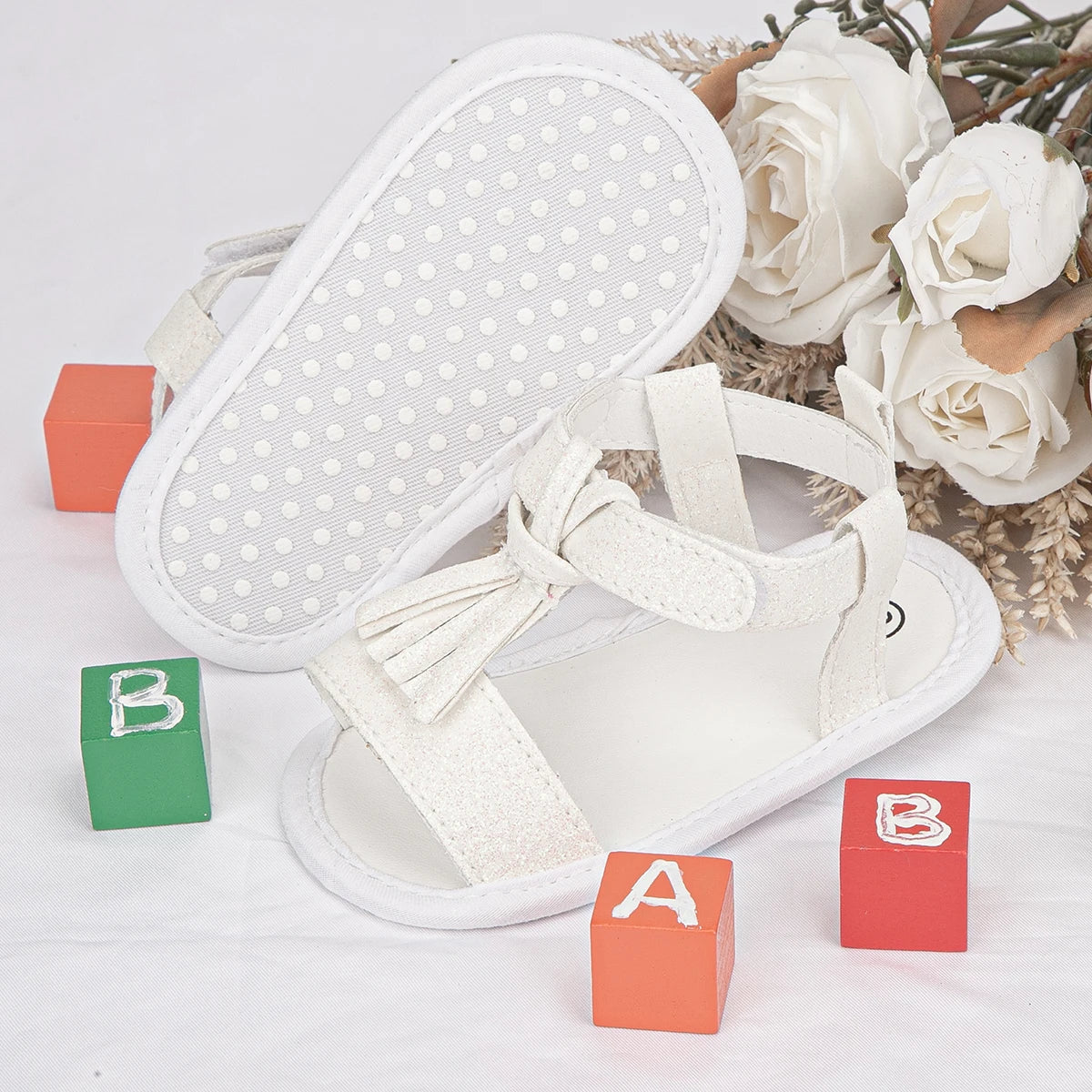 Summer Baby Toddler Shoes 0-18 Months Baby Soft Bottom Non-slip Head Wrapped Anti-collision Hundred Sandals Classic Bear Shoes