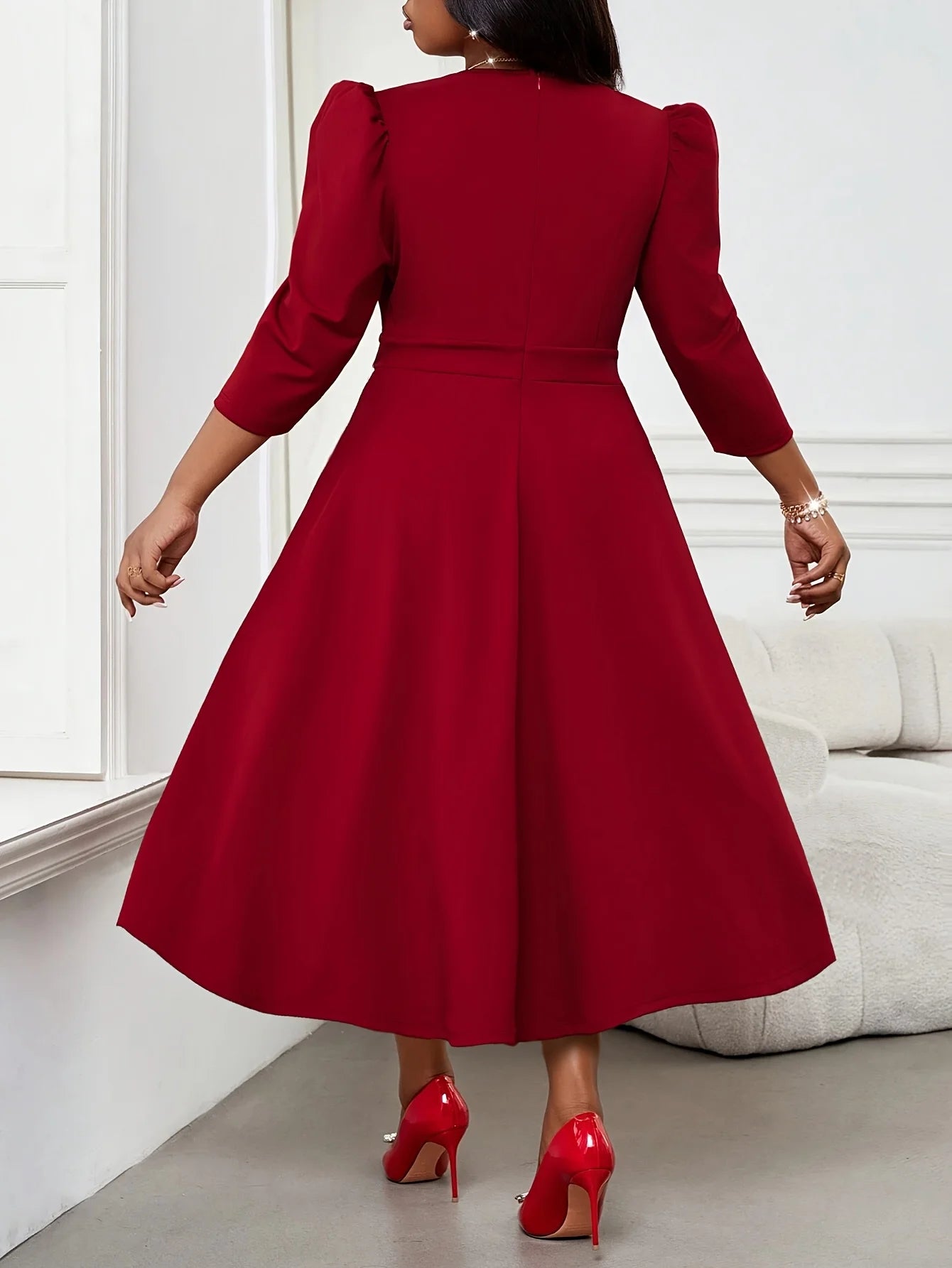 Elegant red dress for large-sized women, high-end women's wear, spring and autumn three-quarter sleeves, elegant women's wear gr
