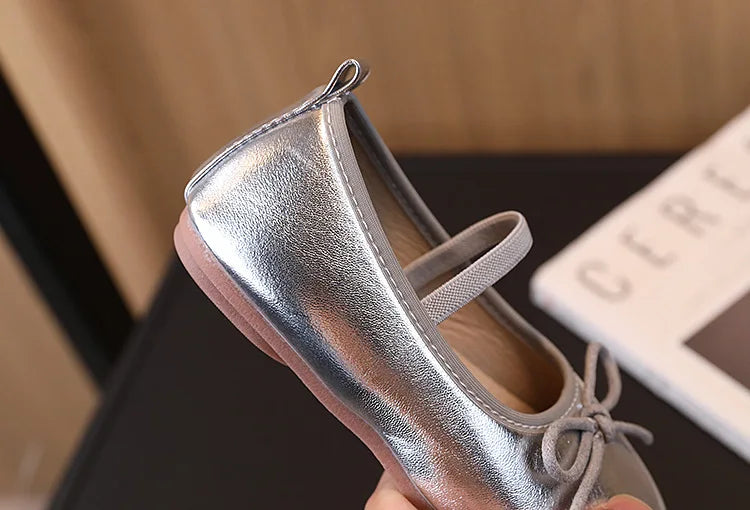 2025 New Kids Shoes Childrens Bowknot Princess Shoes Girls Flat Leather Shoes Gold Silver Red Spring Autumn For 3-10T