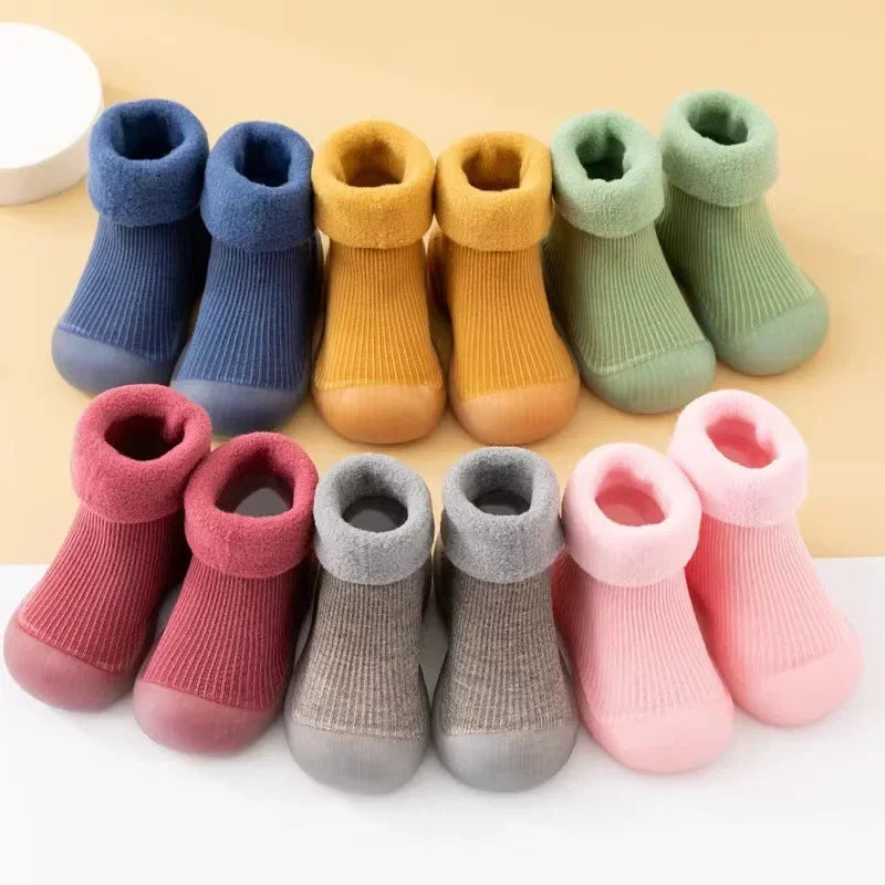 Warm and Comfortable Baby Walking Shoes for Infants Aged 0 To 4 for Newborn Girls and Boys for Children's Winter Floor Socks