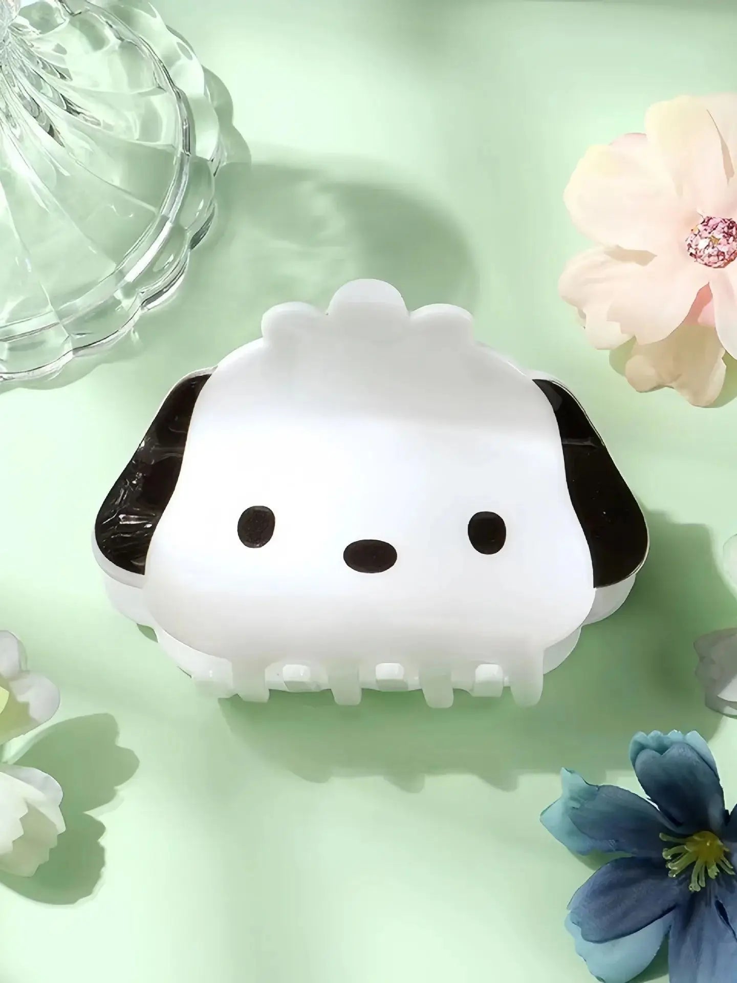 Sanrio Acrylic Hair Clips: Hello Kitty, Kuromi, Melody - Adorable Cartoon Hair Accessories